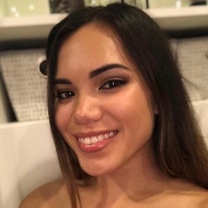 Meet your Posher, Leilani